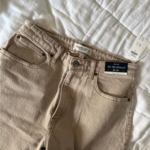 Abercrombie & Fitch High Rise Jeans - Oat